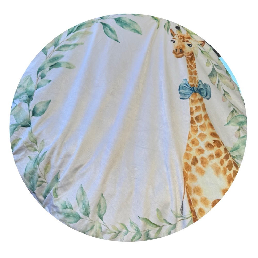 Round Giraffe Print tummy time pad with Green Leaves